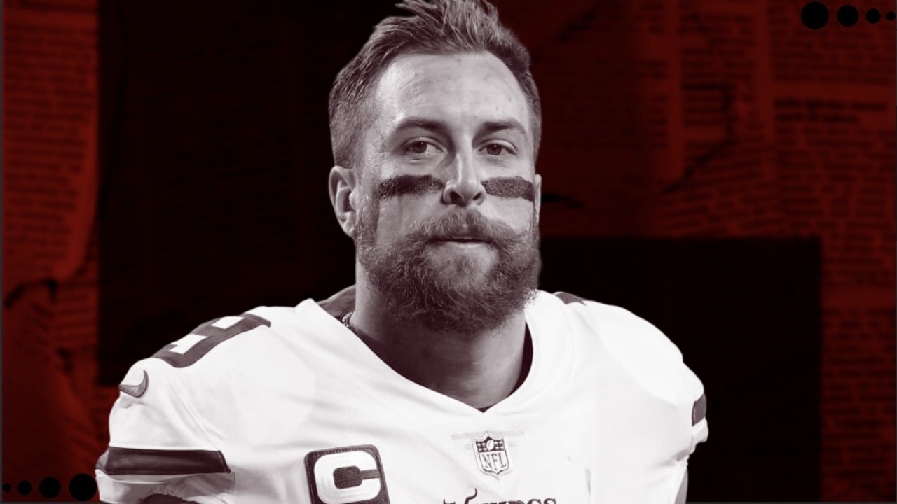 Adam Thielen can't continue his practice due to an ankle injury.
