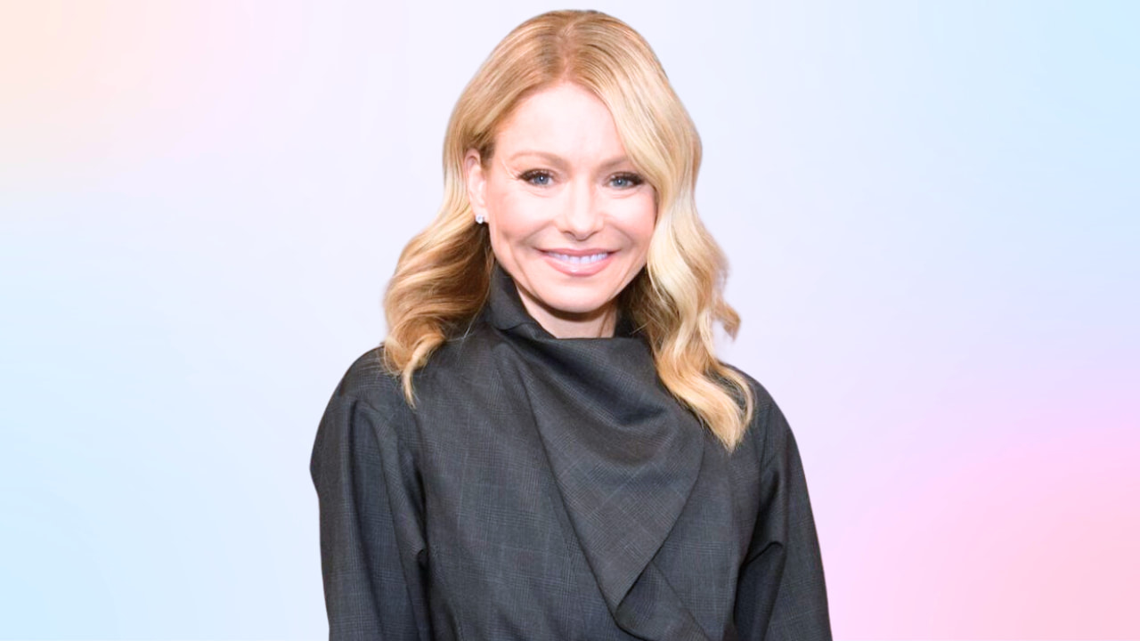 Kelly Ripa shared a picture of a decorated Christmas tree.